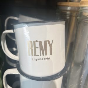 Tasse émail blanche Rémy en doré
