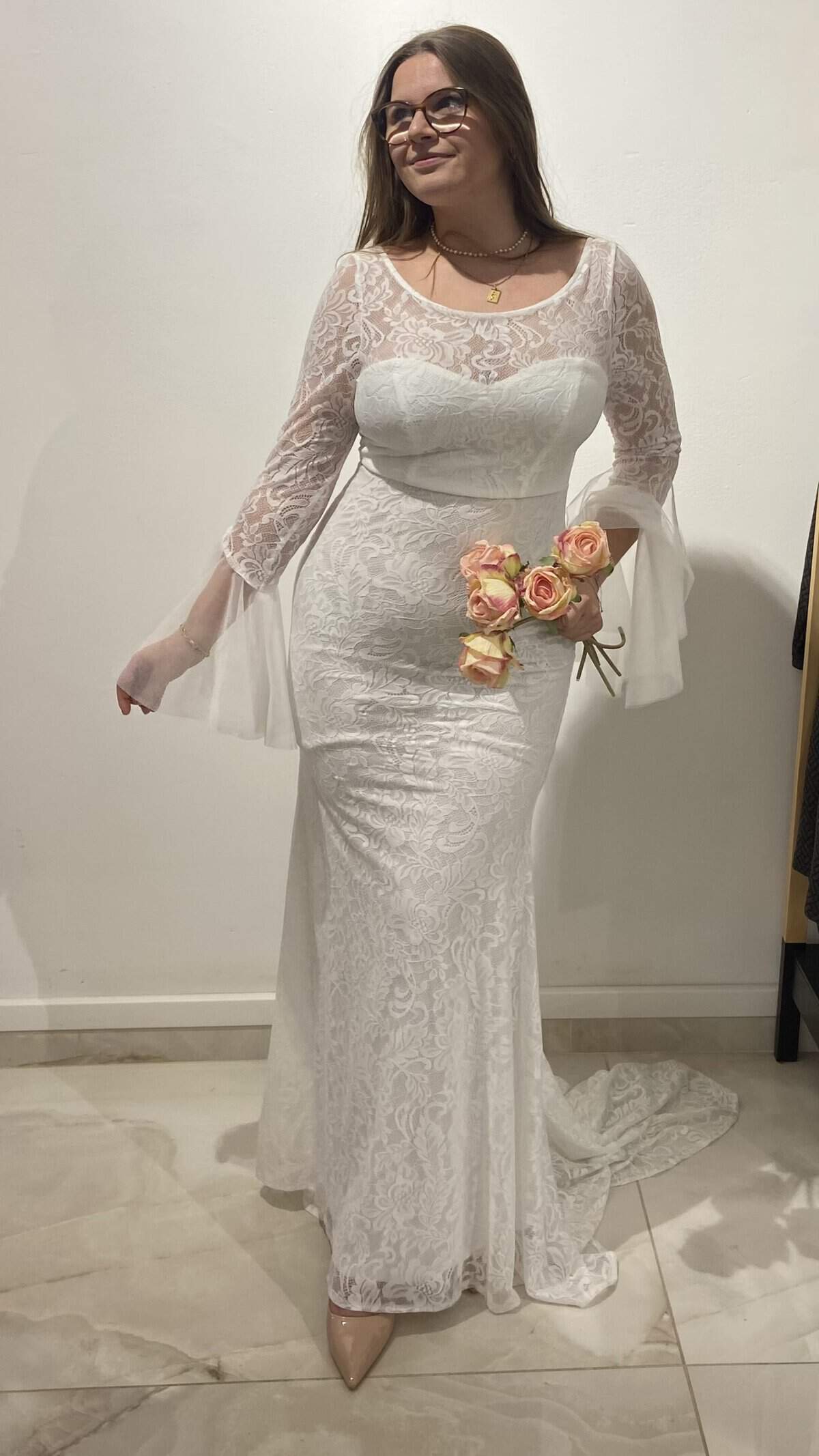 Robe de mariée manches longues en dentelle