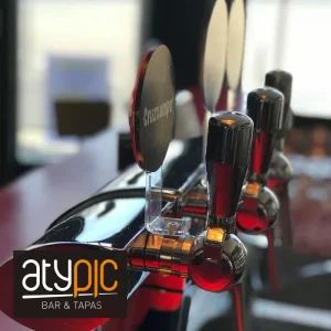 Tireuses à bière du bar de l'Atypic