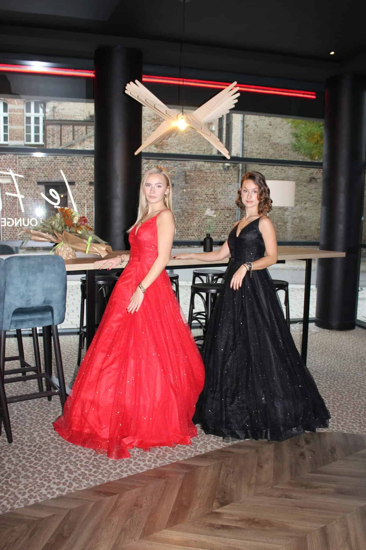 Robe princesse noire en tulle à paillettes ch9429