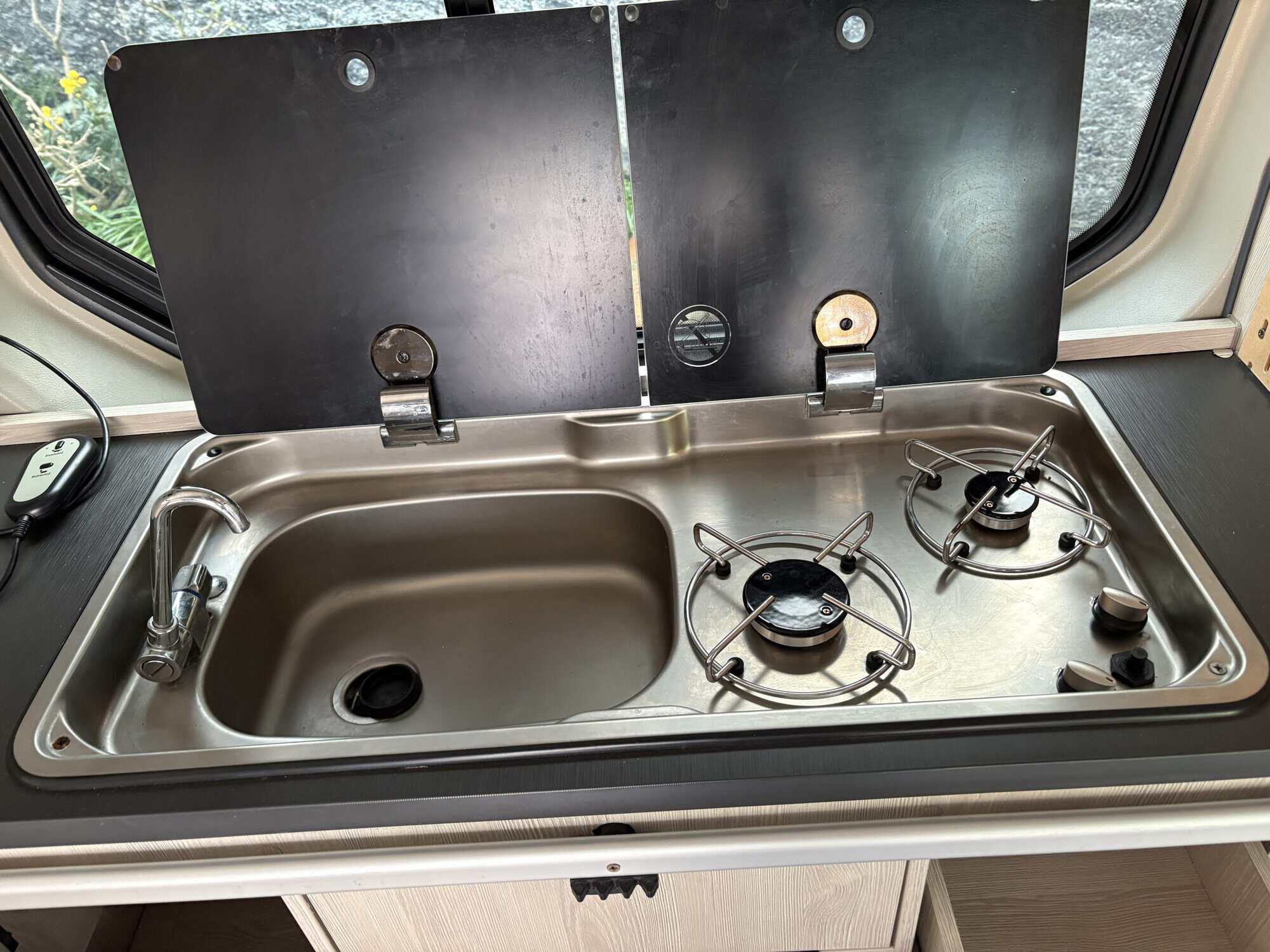 FONT VENDÔME AUTOCAMP 2.0 dCi 150 BVA – 2021 – 24 430 km – 1ère main – photo 17