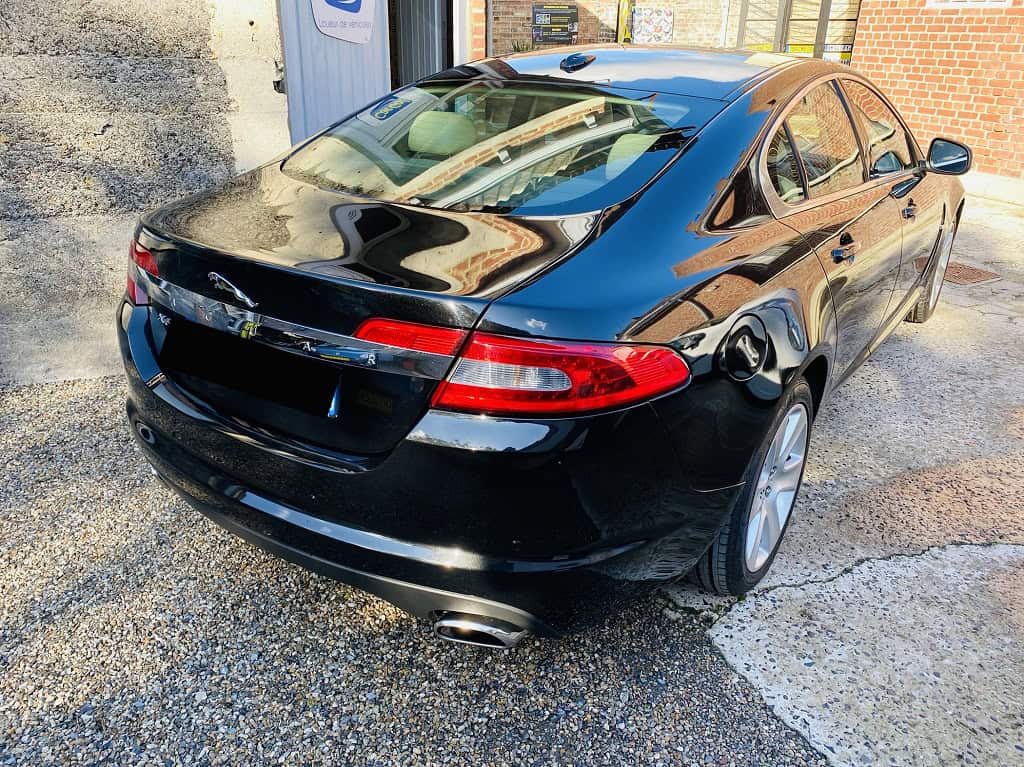 Jaguar XF 2.7D Luxe Premium – photo 3