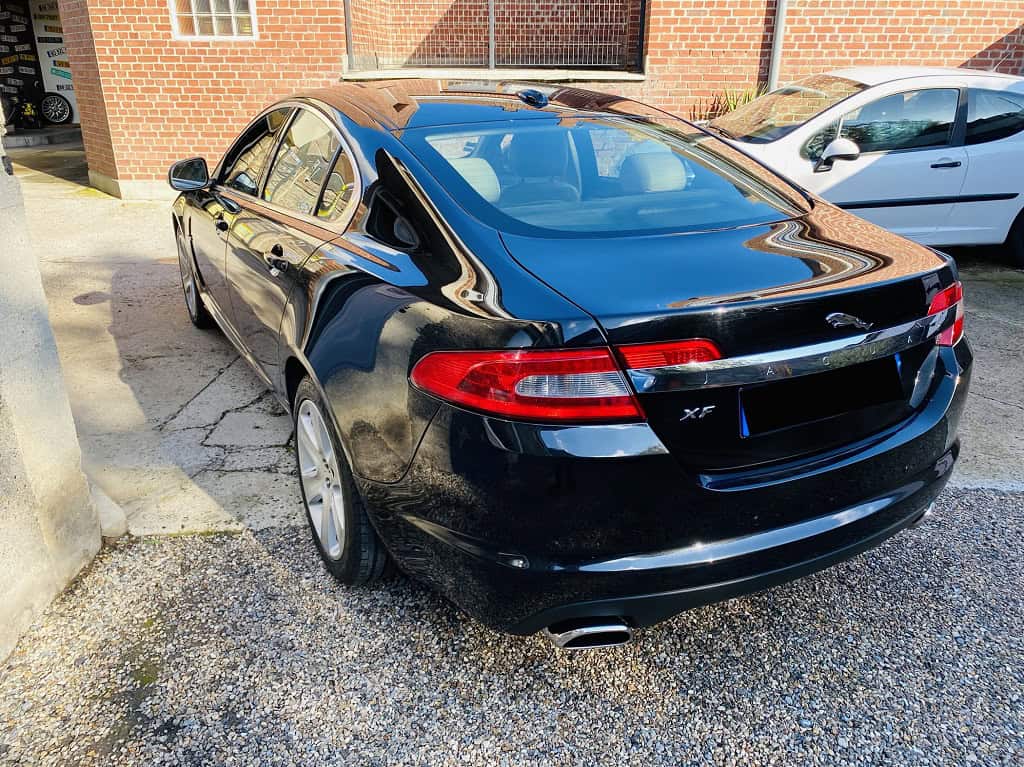 Jaguar XF 2.7D Luxe Premium – photo 4