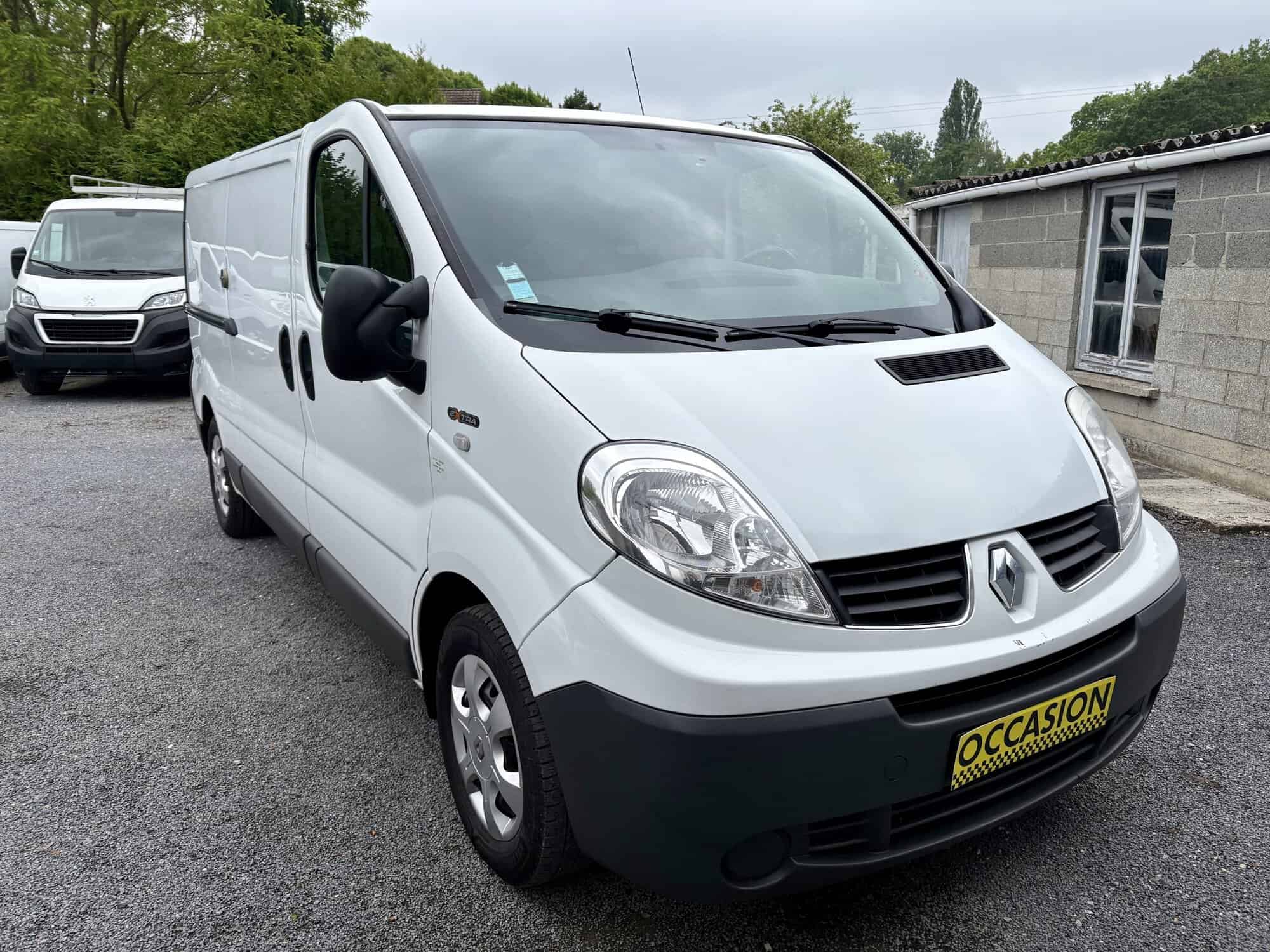 RENAULT TRAFIC L2H1 2.0 dCi 90cv – 2013 – 1ère main – photo 4